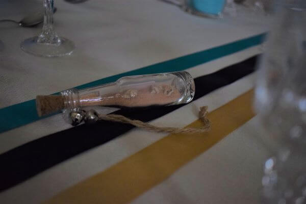 Décoration de table sur le thème de la mer